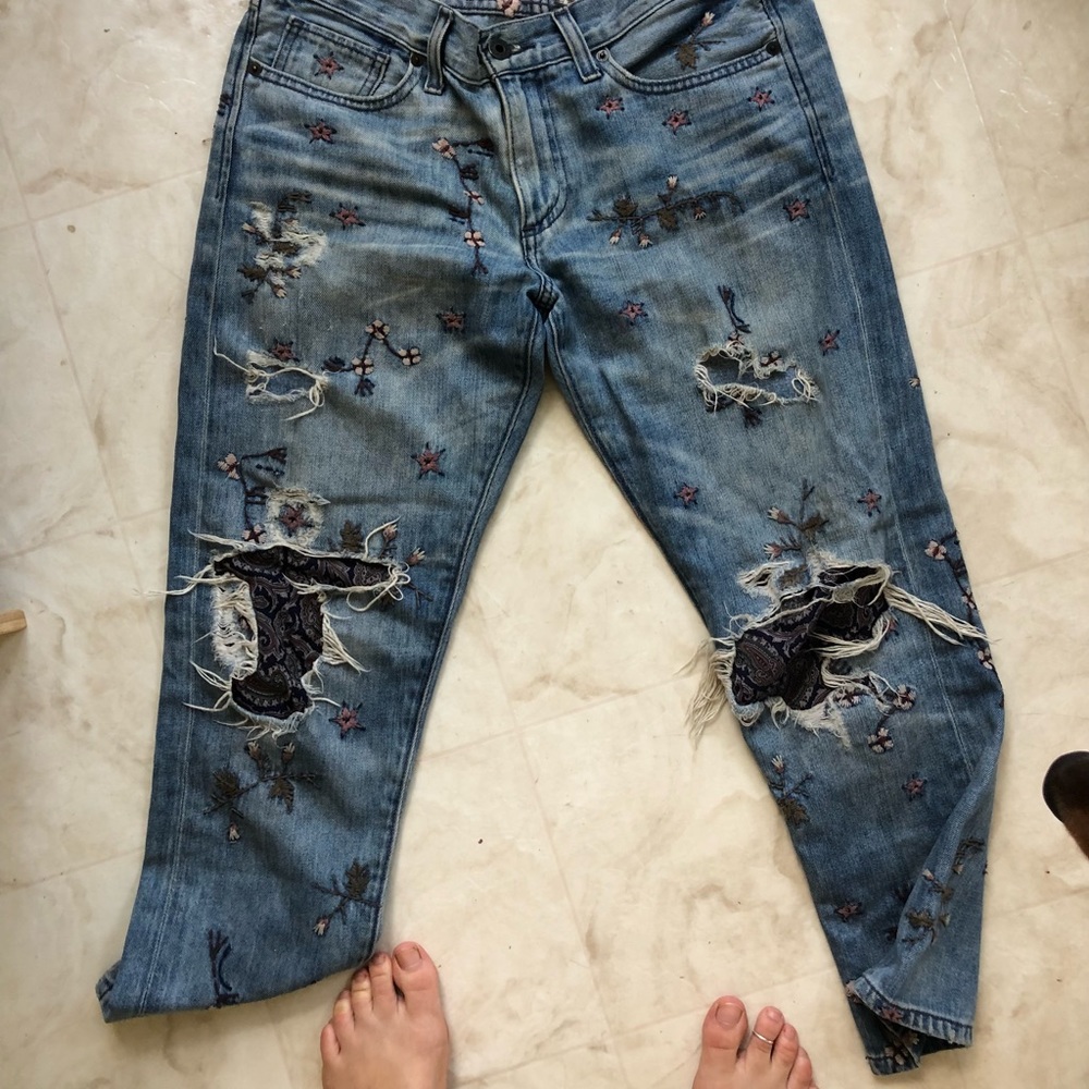 Lucky brand cropped jeans!